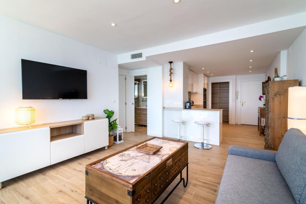 Vb Waterfront 2bdr In Apartment *
