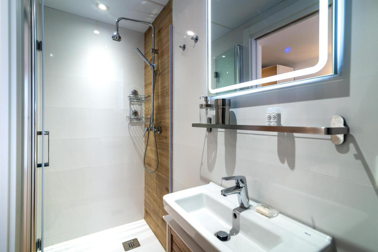 Vb Waterfront 2bdr In Benalmadena